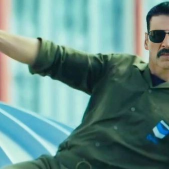 Akshay Kumar confirms Bell Bottom release date, to release in theatres