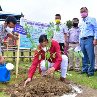 Biswajit advocates Atmanirbhar Bharat mission