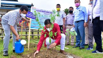 Biswajit advocates Atmanirbhar Bharat mission