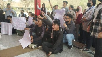 DMU students go berserk, storm VC office