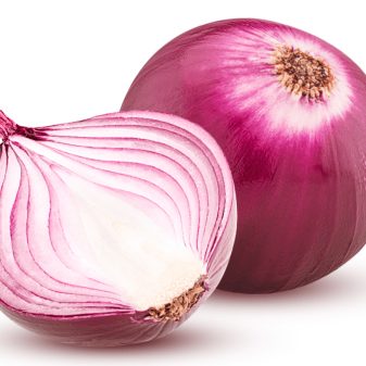 A problem of plenty grinds the onion farmer