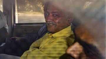 Past and present taint keeps opposition divided