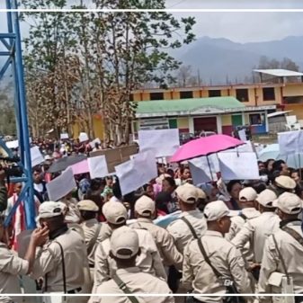 Khonsakhul Villagers stage protest rally