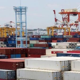 Indian economy in a ‘bright spot’ but challenges emerging