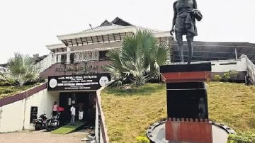 The man who knocked on the door of God