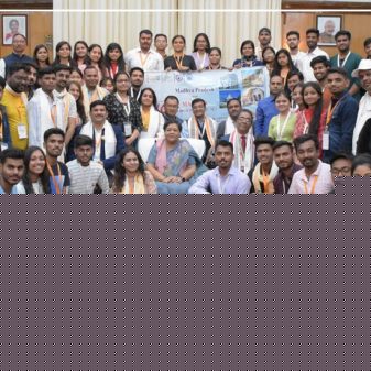 Guv interacts with visiting students from Madhya Pradesh