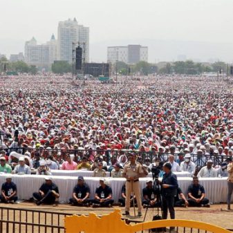 At least eight die due to heat stroke during Maharashtra Bhushan award ceremony