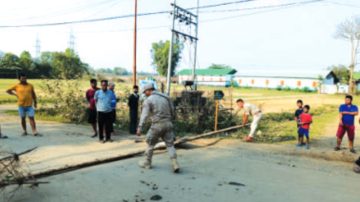 Imphal-Yairipok road bandh affects normal life