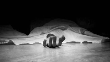 Cop commits suicide inside PS