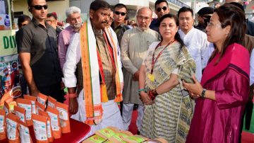 Arjun Munda launches PTP-NER scheme for tribal artisans of NE