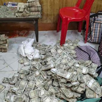 Dhiraj Sahu raids: Total cash haul reaches ₹318 crore; counting on