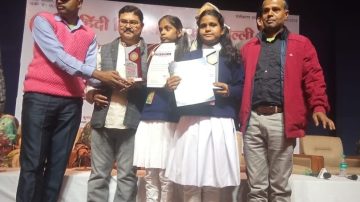 Two students from State shine at International Hindi Olympiad