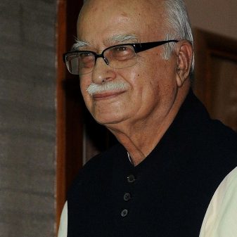 PM Modi Announces Bharat Ratna for Veteran BJP leader LK Advani