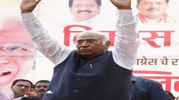 Congress guarantees reviving Scheduled Caste Plan, tribal Sub-Plan, says Mallikarjun Kharge